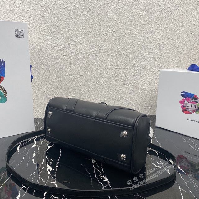 prada女包 普拉達2020年專櫃最新款 小牛皮女士手提包 1BB070 走秀款 prada大號單肩女包  pyd2197